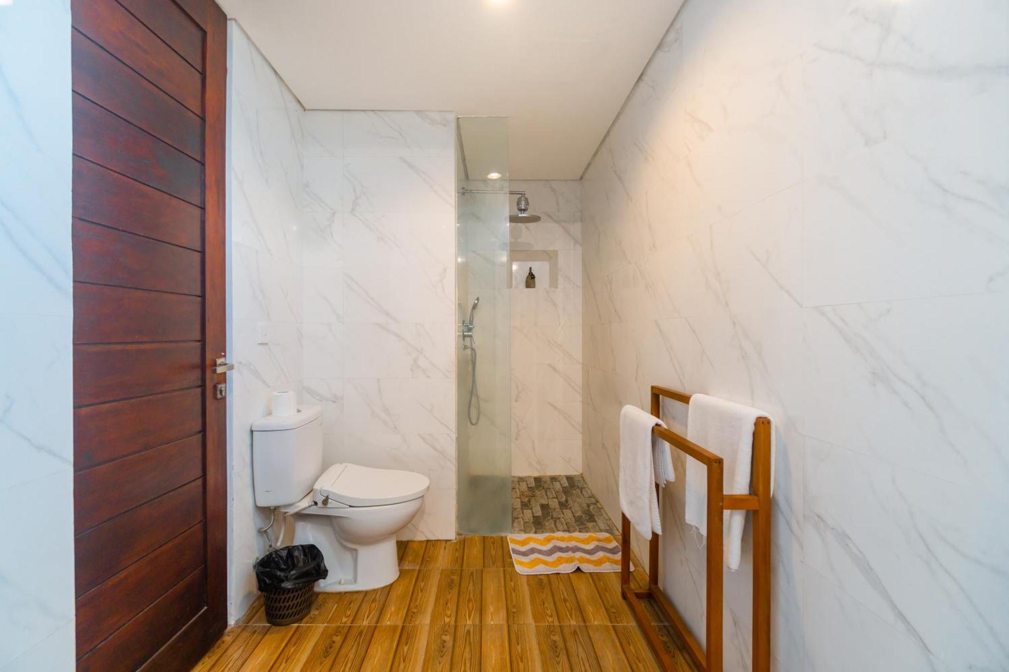 Villa C31 Seminyak Buitenkant foto