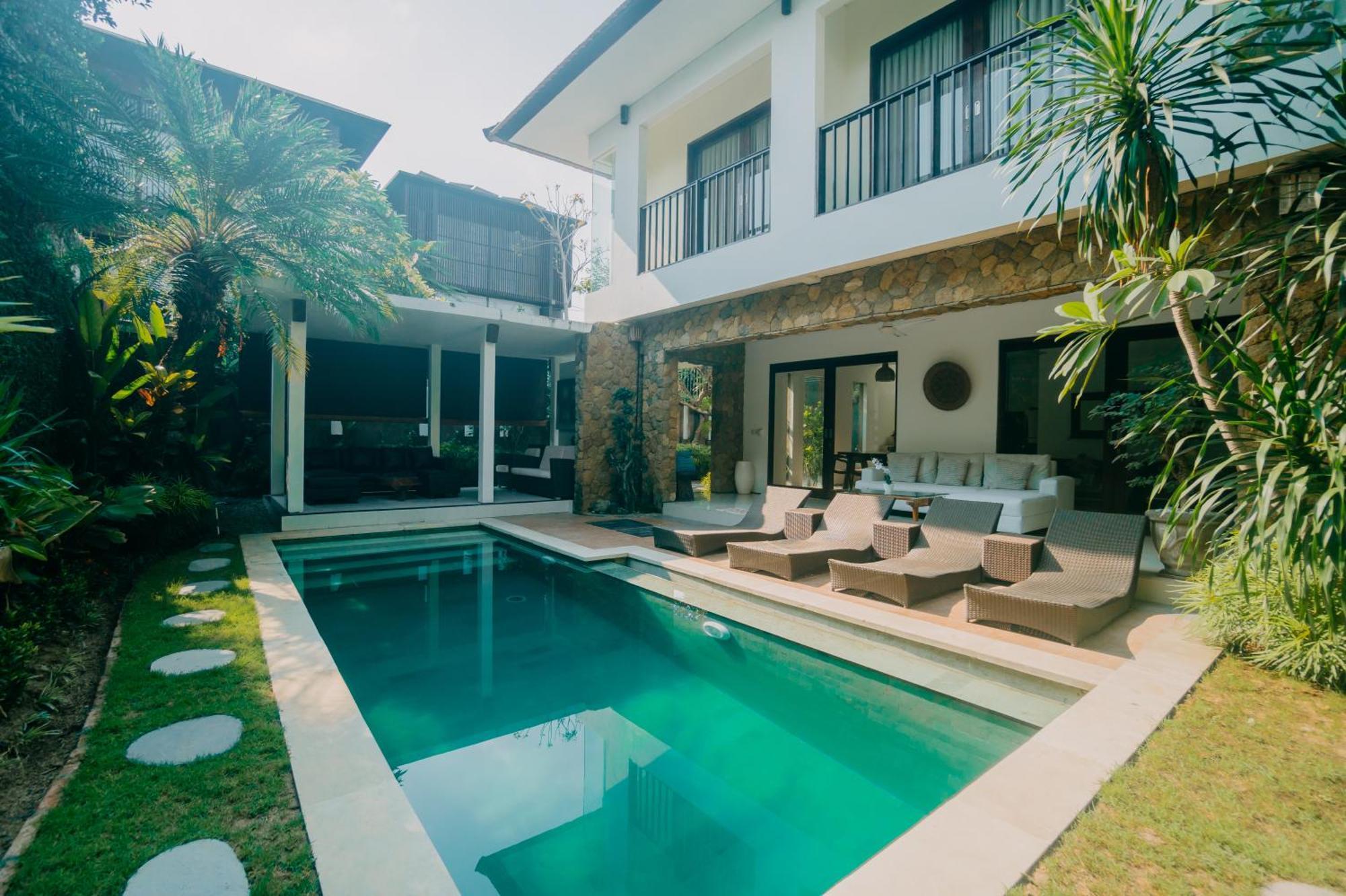 Villa C31 Seminyak Buitenkant foto
